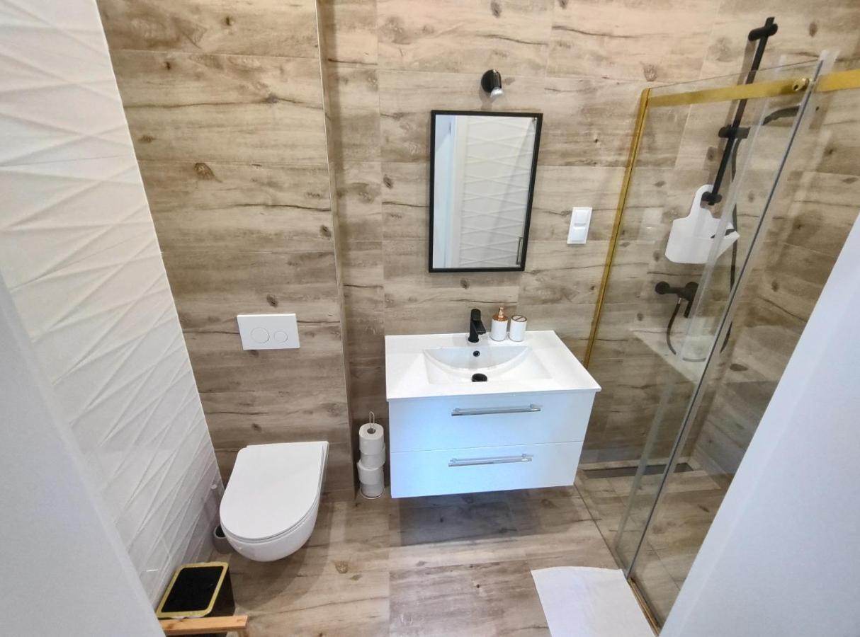 Apt Fiona4 Centrum700M Parking Bezplatny Monitorowany Salon Z Sypialnia Tv Lazienka Kuchnia Rekuperacja Карпач Экстерьер фото
